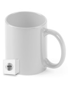 Tazas blancas de cerámica 370ml presentada en caja individual. Aptas para microondas y lavavajillas.